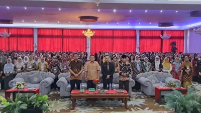 Wakil Wali Kota, Nayodo Koerniawan, S.H., Buka Trainining ALBAB Eksekutif Peduli Pendidikan