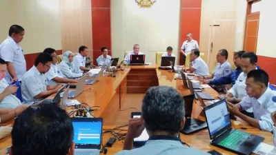 Peserta UNAR mendapatkan Callsign & Keanggotaan ORARI 9 Peserta UNAR mendapatkan Callsign & Keanggotaan ORARI