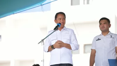Pimpin Apel Kerja Perdana Tahun 2024: Pesan Inspiratif Bupati SSM untuk Kemajuan Daerah 2 Pimpin Apel Kerja Perdana Tahun 2024: Pesan Inspiratif Bupati SSM untuk Kemajuan Daerah