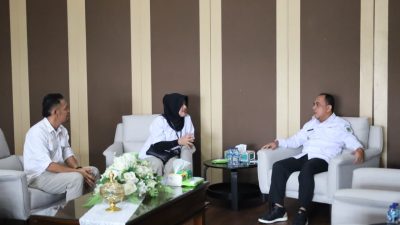 Bupati Yusra Alhabsyi menerima audiensi BNN Bolmong untuk memperkuat sinergi dan koordinasi terkait program P4GN di wilayah Bolaang Mongondow.